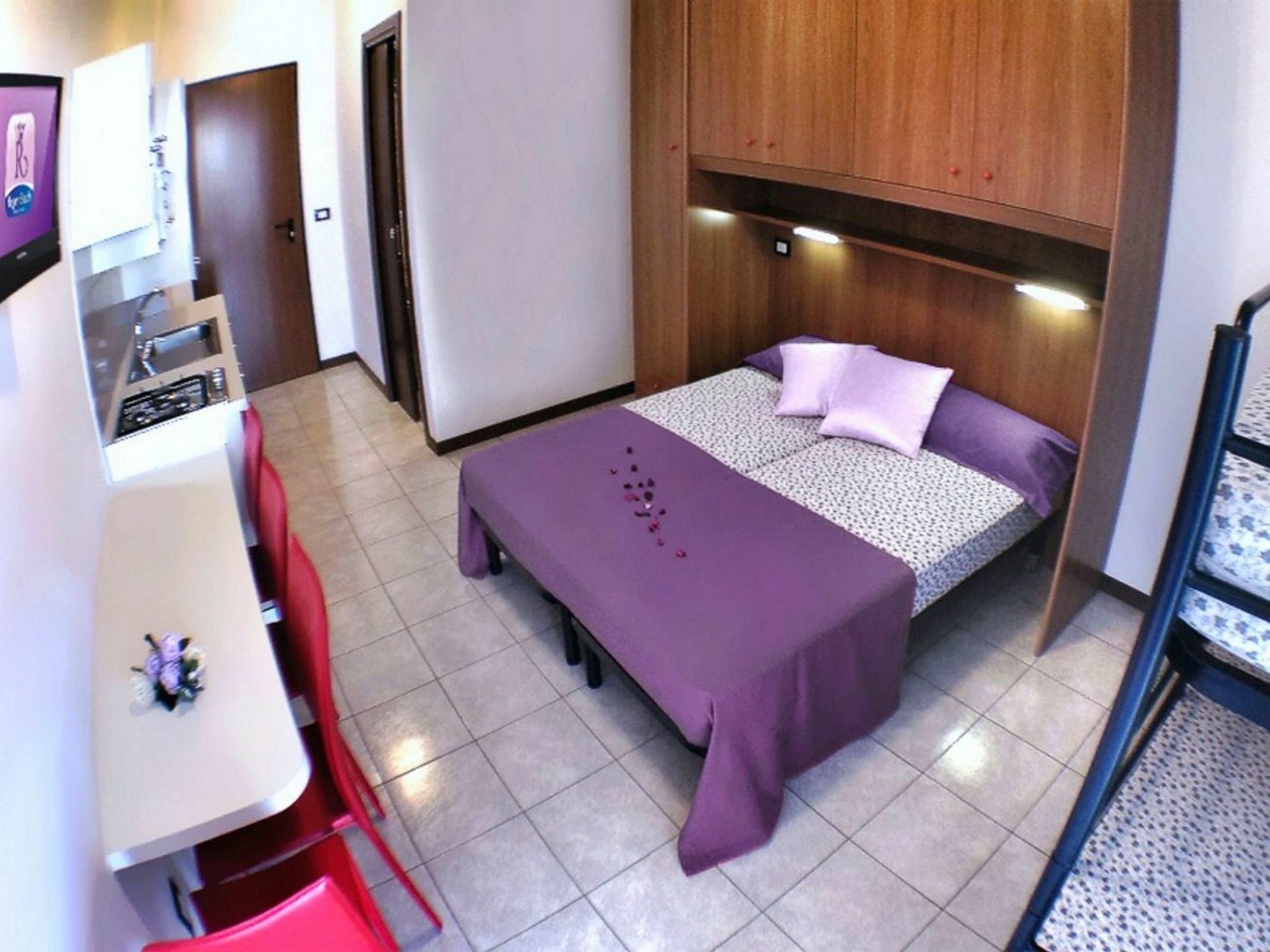 Residence Regent Beach بيبيوني المظهر الخارجي الصورة